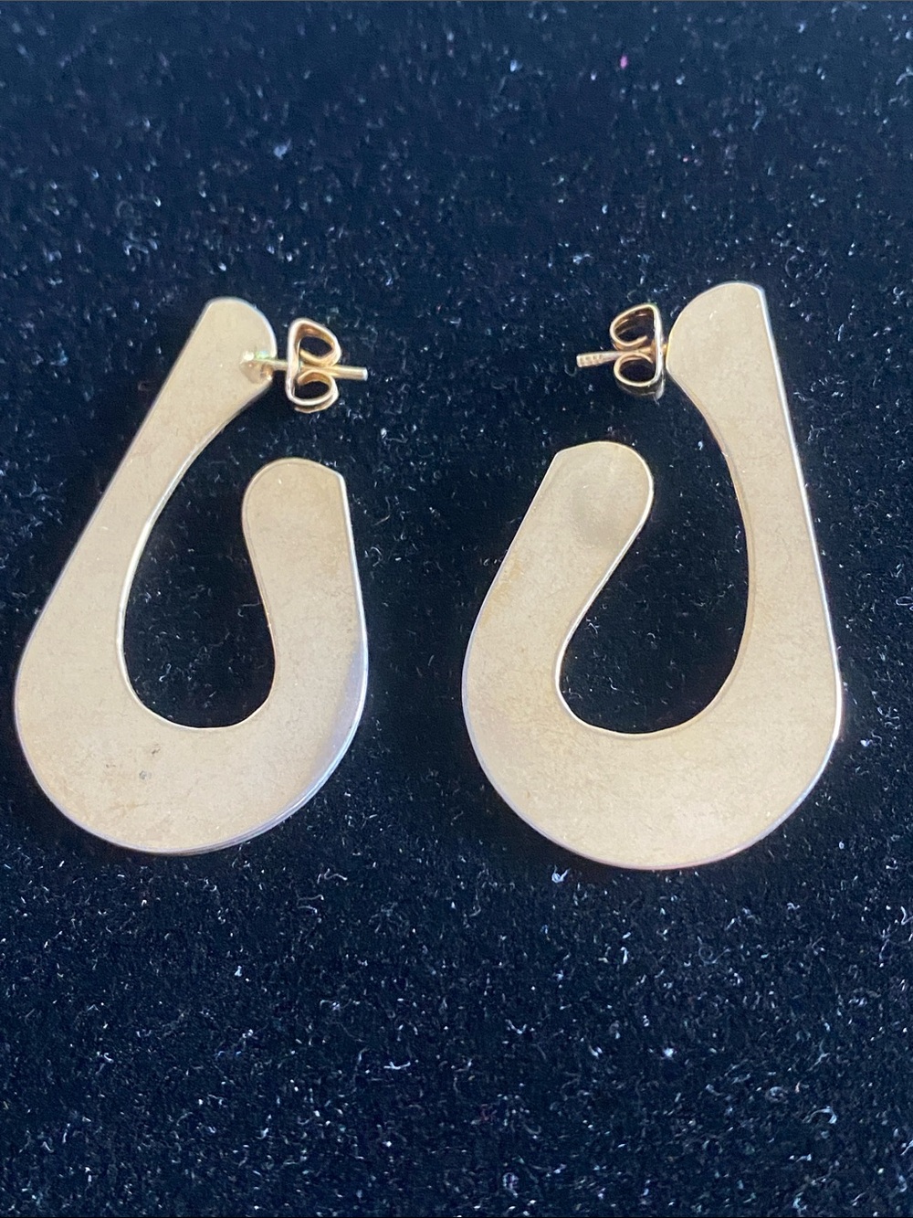Gold Tone Modern Sculptural Hoop Earrings